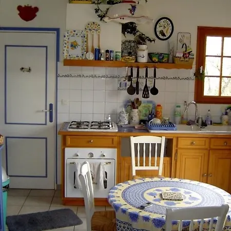 Σπίτι διακοπών Cozy Holiday Home In Montebourg With Garden *